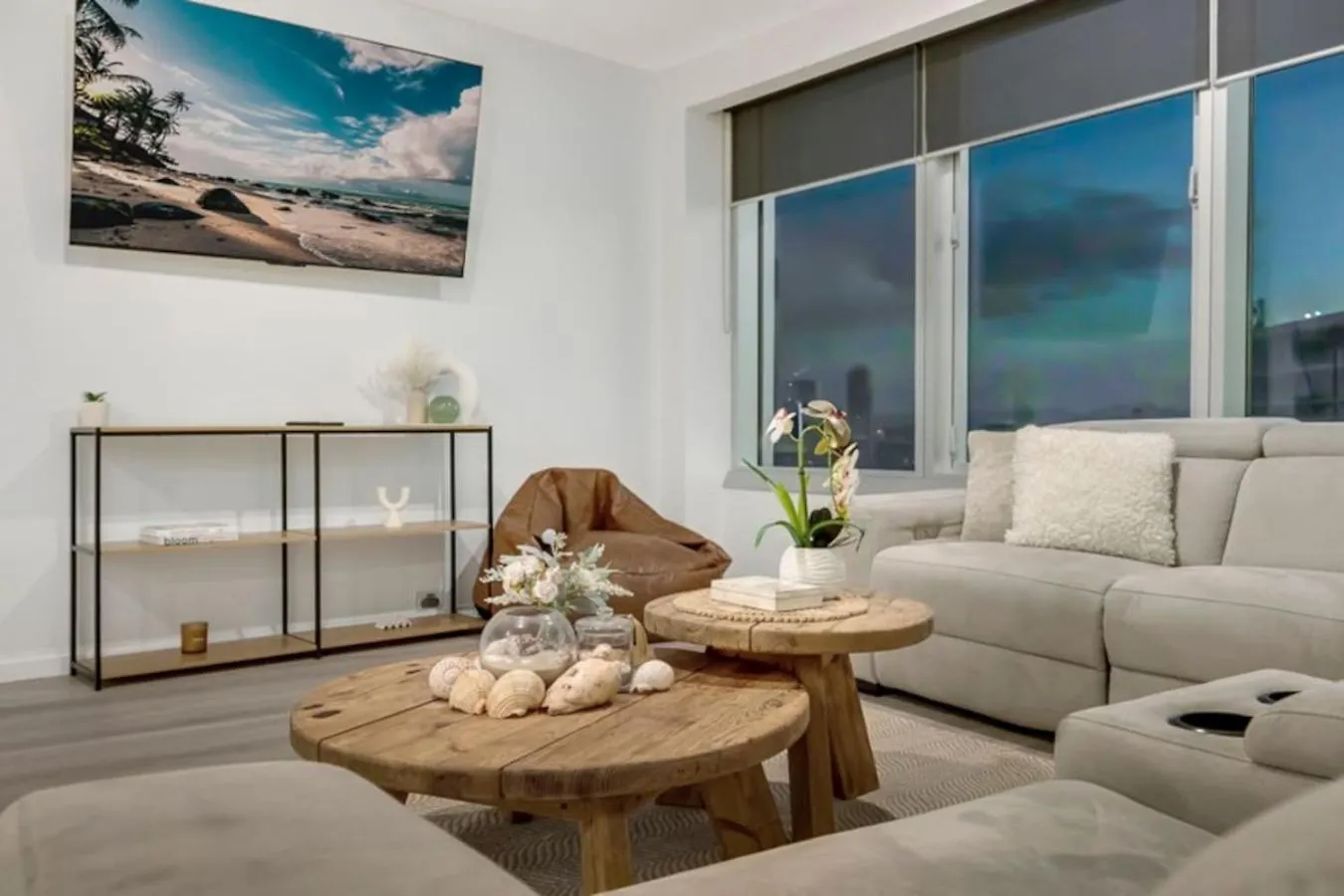 Sophias Place In Surfers With Stunning Views Gold Coast
